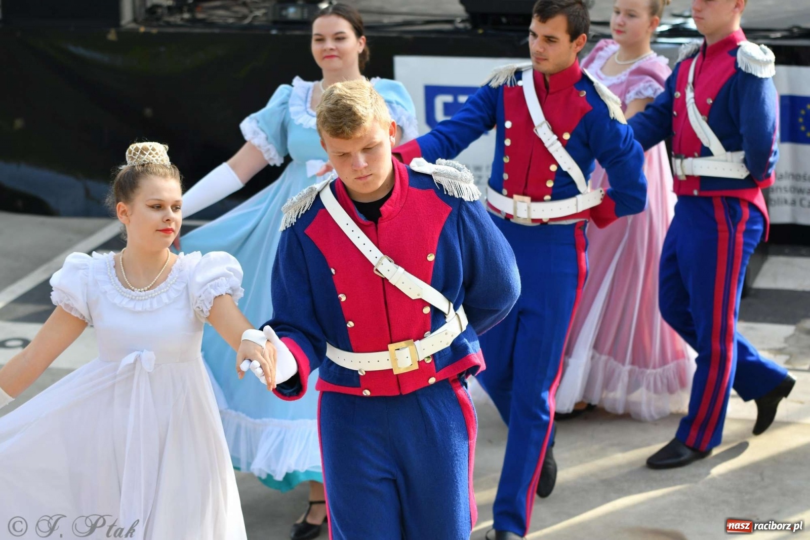 Zdjęcie w galerii na portalu naszraciborz.pl: Racibórz pożegnał na bulwarach lato [FOTO]  wiadomości z regionu