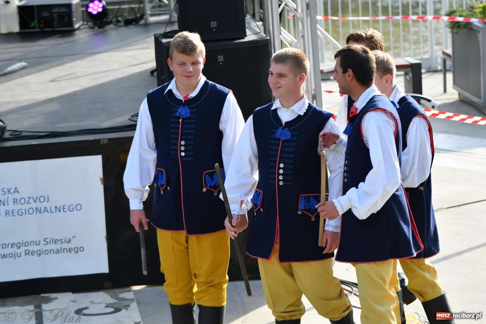 Zdjęcie w galerii na portalu naszraciborz.pl: Racibórz pożegnał na bulwarach lato [FOTO]  wiadomości z regionu