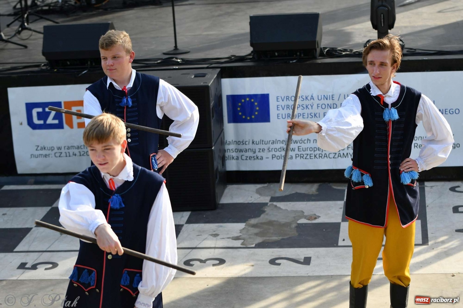 Zdjęcie w galerii na portalu naszraciborz.pl: Racibórz pożegnał na bulwarach lato [FOTO]  wiadomości z regionu