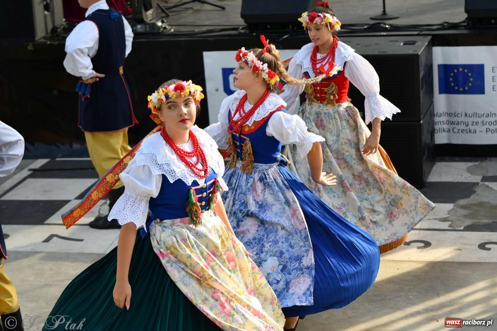 Zdjęcie w galerii na portalu naszraciborz.pl: Racibórz pożegnał na bulwarach lato [FOTO]  wiadomości z regionu
