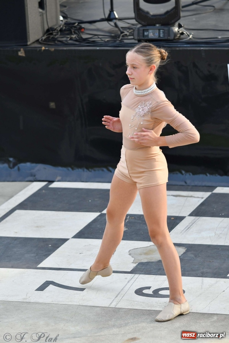 Zdjęcie w galerii na portalu naszraciborz.pl: Racibórz pożegnał na bulwarach lato [FOTO]  wiadomości z regionu