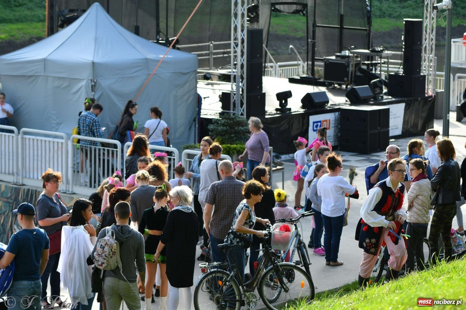 Zdjęcie w galerii na portalu naszraciborz.pl: Racibórz pożegnał na bulwarach lato [FOTO]  wiadomości z regionu