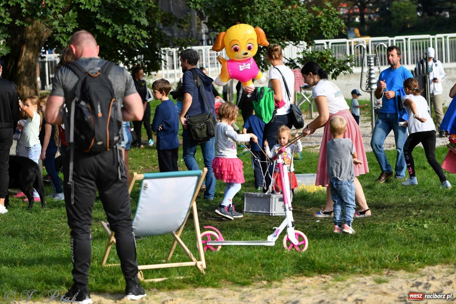 Zdjęcie w galerii na portalu naszraciborz.pl: Racibórz pożegnał na bulwarach lato [FOTO]  wiadomości z regionu