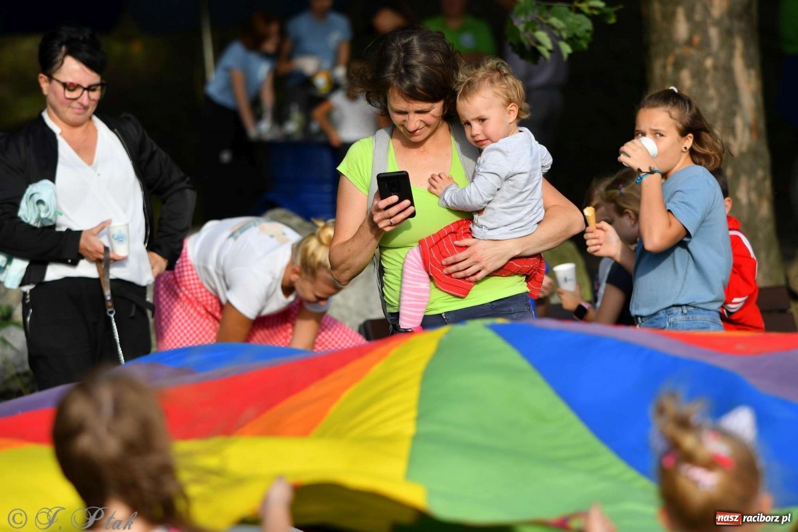 Zdjęcie w galerii na portalu naszraciborz.pl: Racibórz pożegnał na bulwarach lato [FOTO]  wiadomości z regionu
