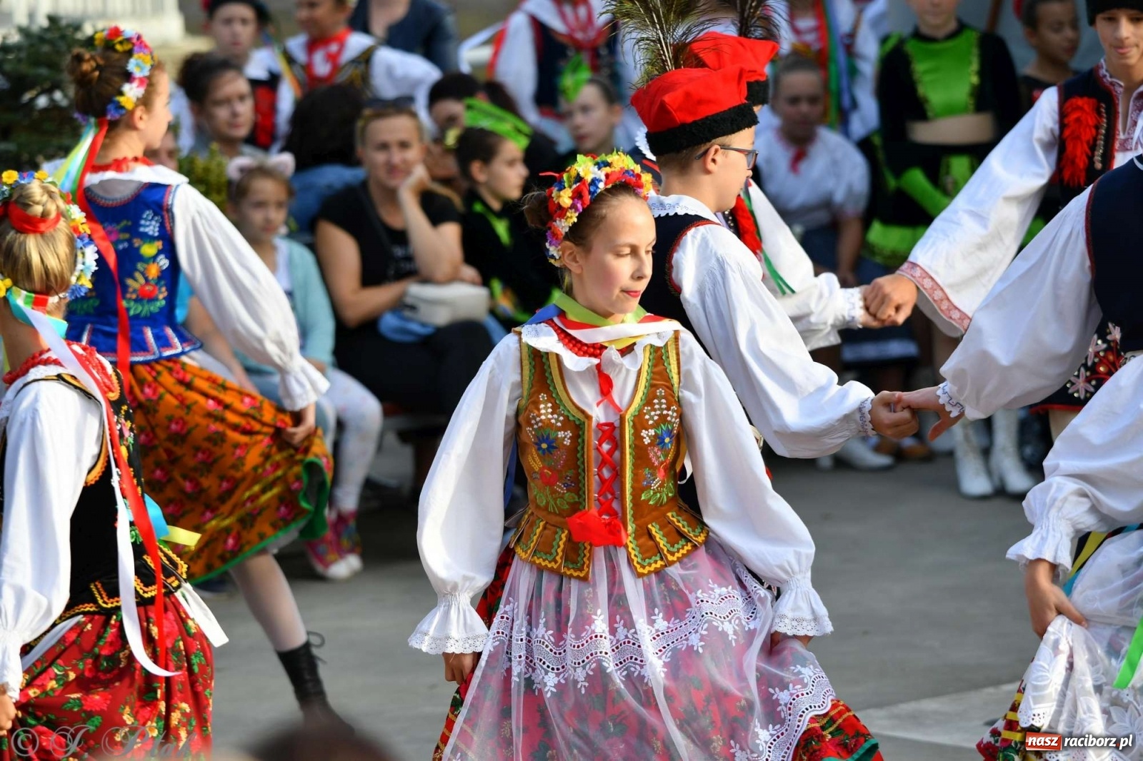 Zdjęcie w galerii na portalu naszraciborz.pl: Racibórz pożegnał na bulwarach lato [FOTO]  wiadomości z regionu