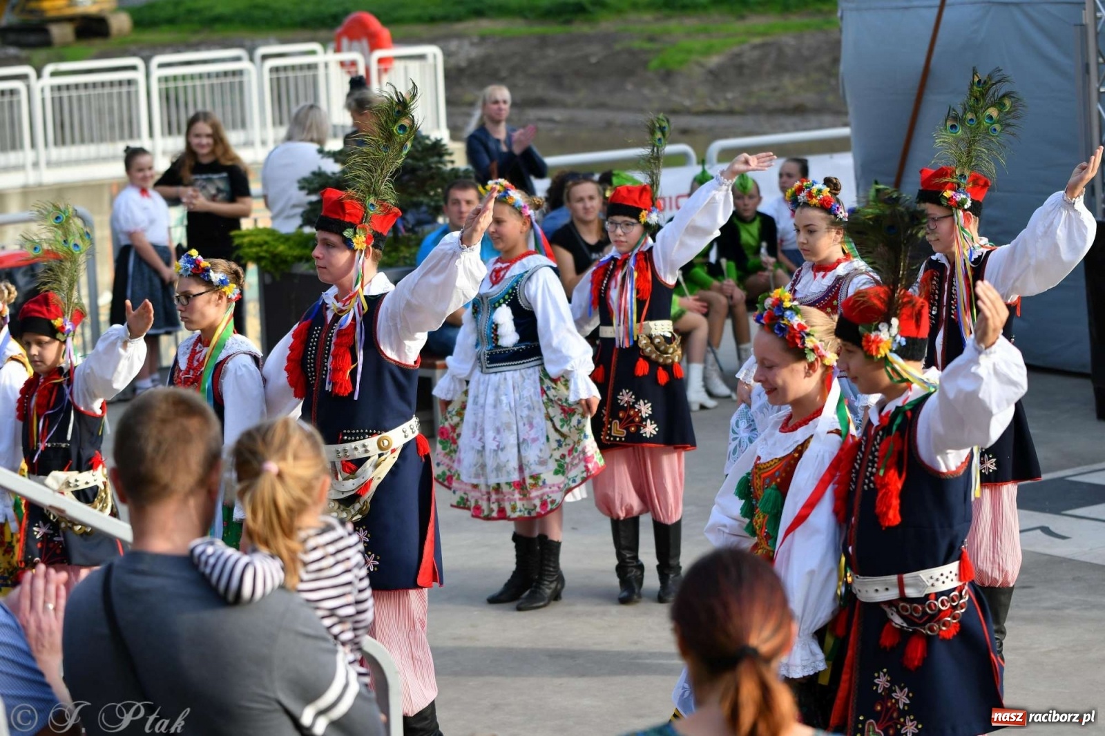 Zdjęcie w galerii na portalu naszraciborz.pl: Racibórz pożegnał na bulwarach lato [FOTO]  wiadomości z regionu