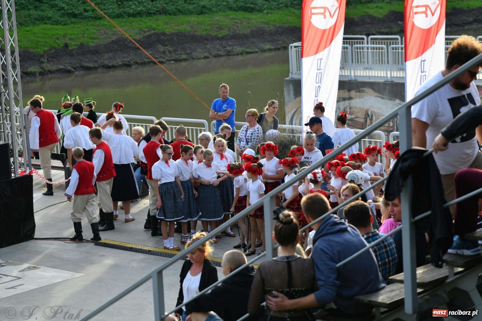 Zdjęcie w galerii na portalu naszraciborz.pl: Racibórz pożegnał na bulwarach lato [FOTO]  wiadomości z regionu