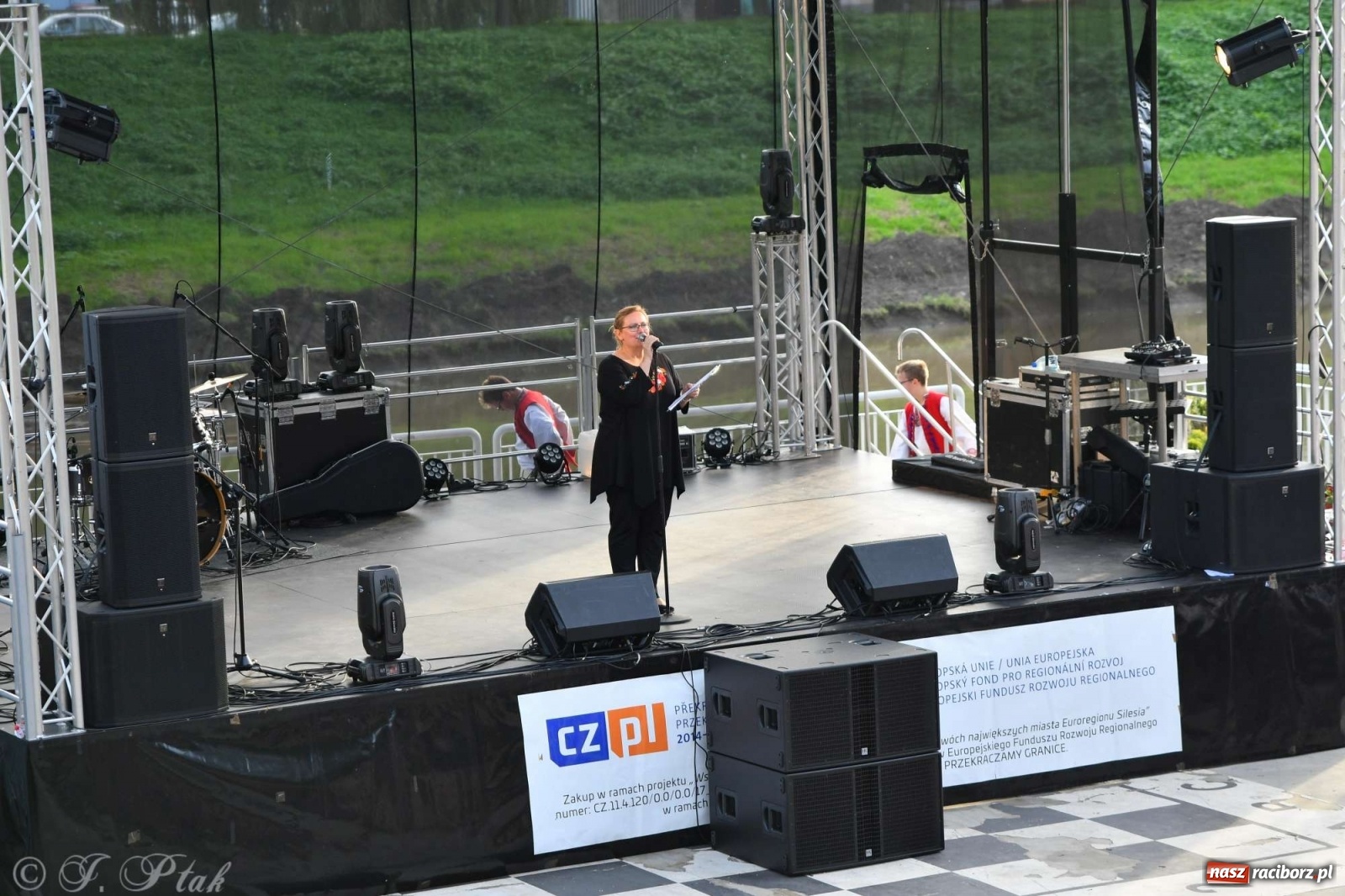 Zdjęcie w galerii na portalu naszraciborz.pl: Racibórz pożegnał na bulwarach lato [FOTO]  wiadomości z regionu