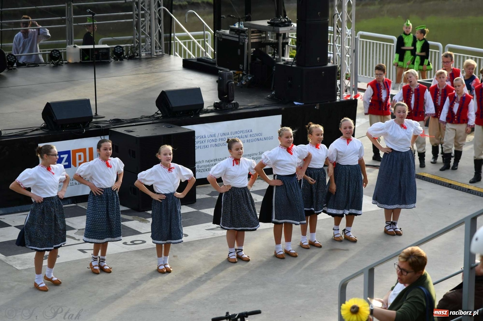 Zdjęcie w galerii na portalu naszraciborz.pl: Racibórz pożegnał na bulwarach lato [FOTO]  wiadomości z regionu