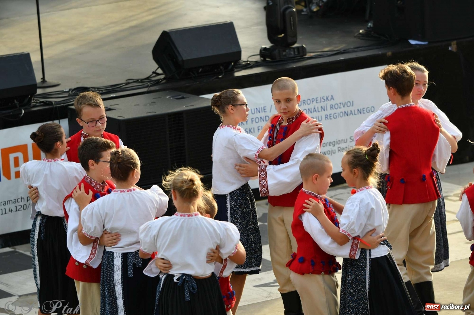 Zdjęcie w galerii na portalu naszraciborz.pl: Racibórz pożegnał na bulwarach lato [FOTO]  wiadomości z regionu