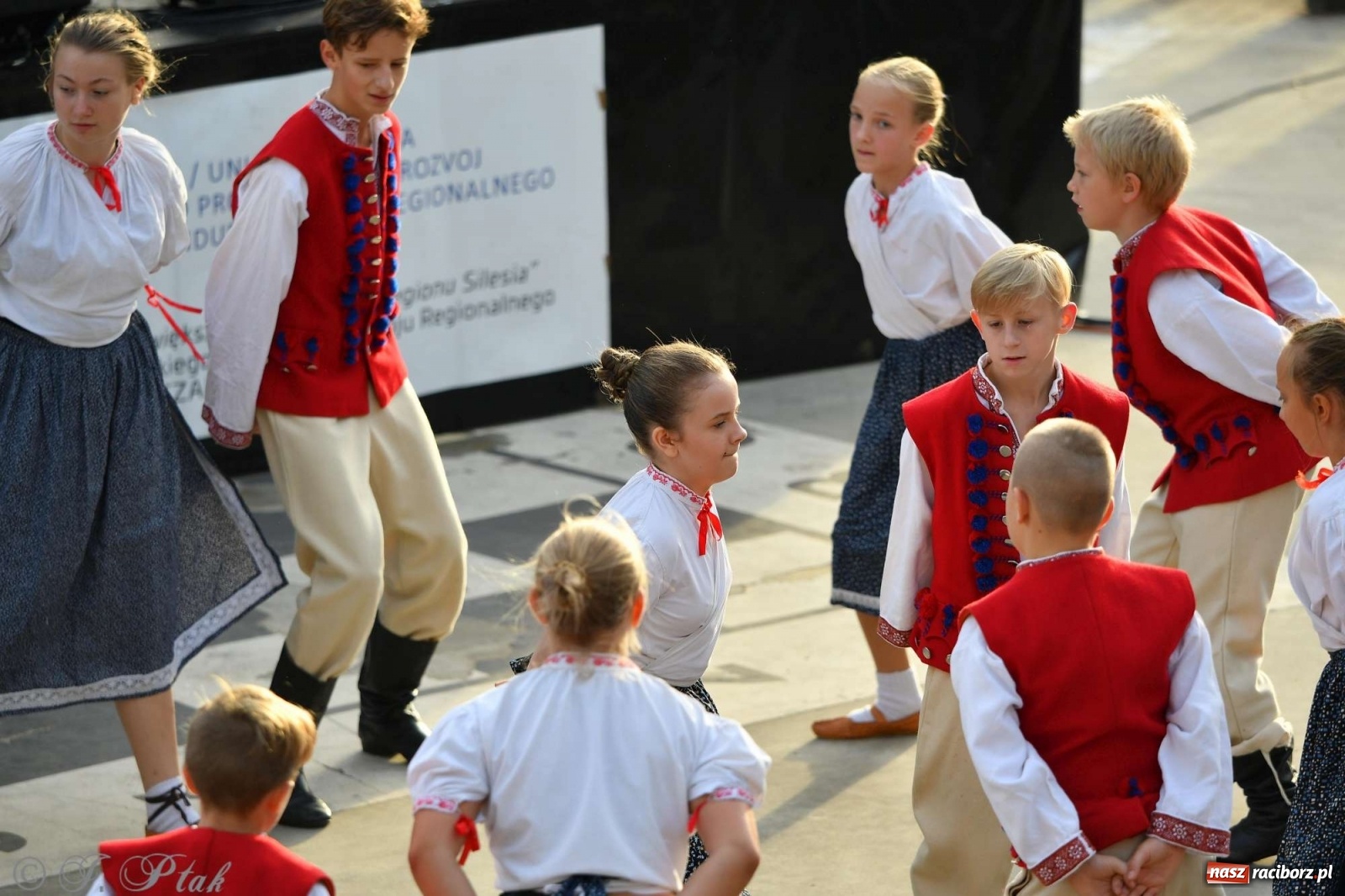 Zdjęcie w galerii na portalu naszraciborz.pl: Racibórz pożegnał na bulwarach lato [FOTO]  wiadomości z regionu