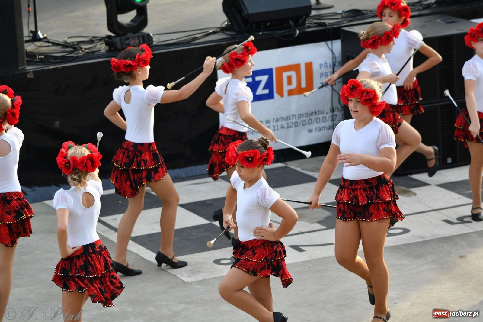 Zdjęcie w galerii na portalu naszraciborz.pl: Racibórz pożegnał na bulwarach lato [FOTO]  wiadomości z regionu