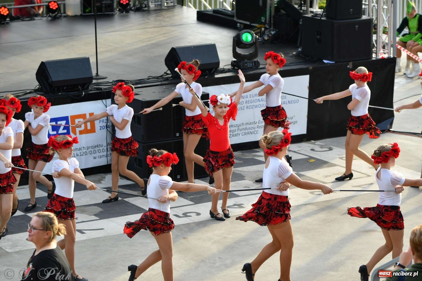 Zdjęcie w galerii na portalu naszraciborz.pl: Racibórz pożegnał na bulwarach lato [FOTO]  wiadomości z regionu