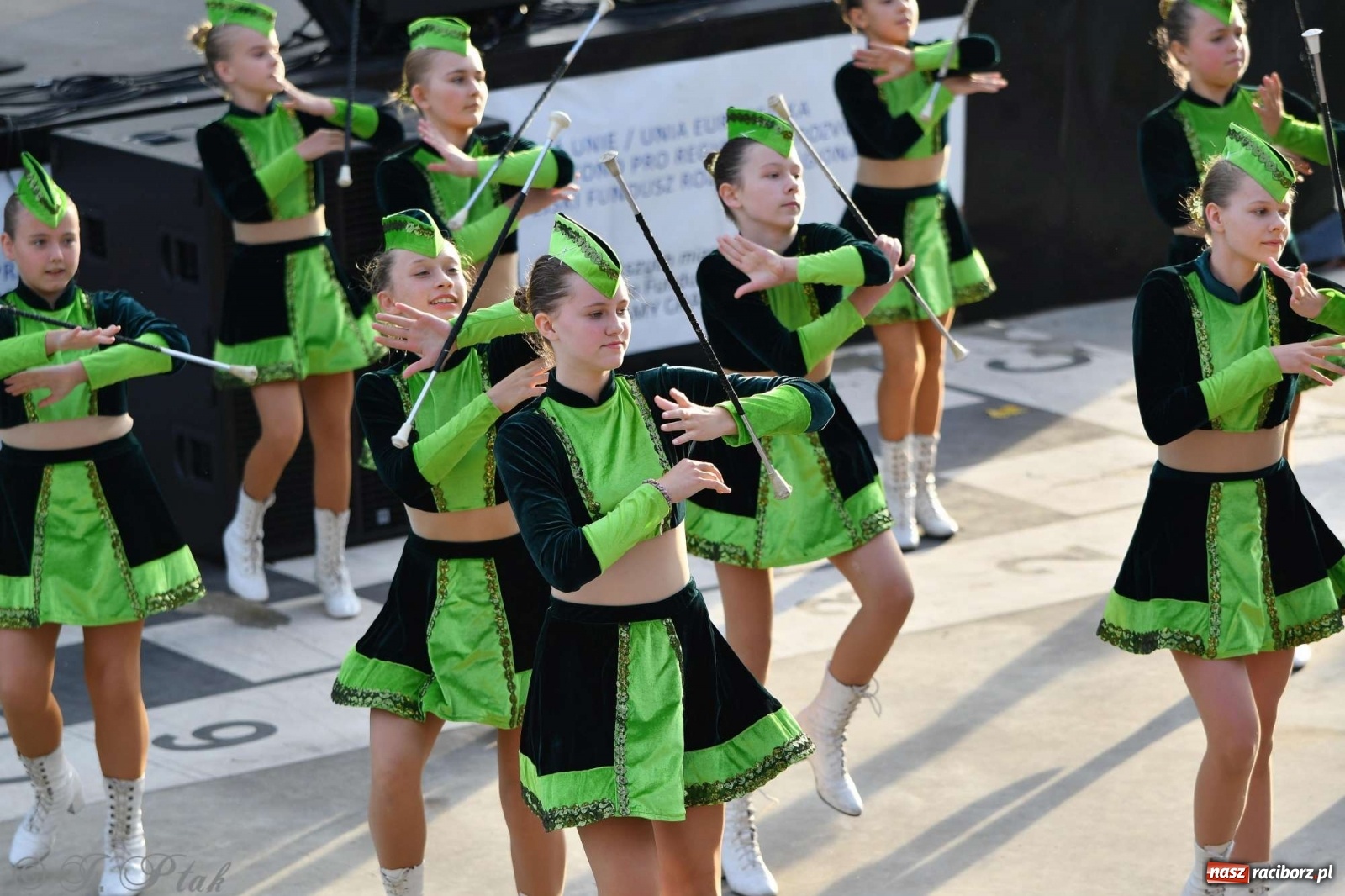Zdjęcie w galerii na portalu naszraciborz.pl: Racibórz pożegnał na bulwarach lato [FOTO]  wiadomości z regionu