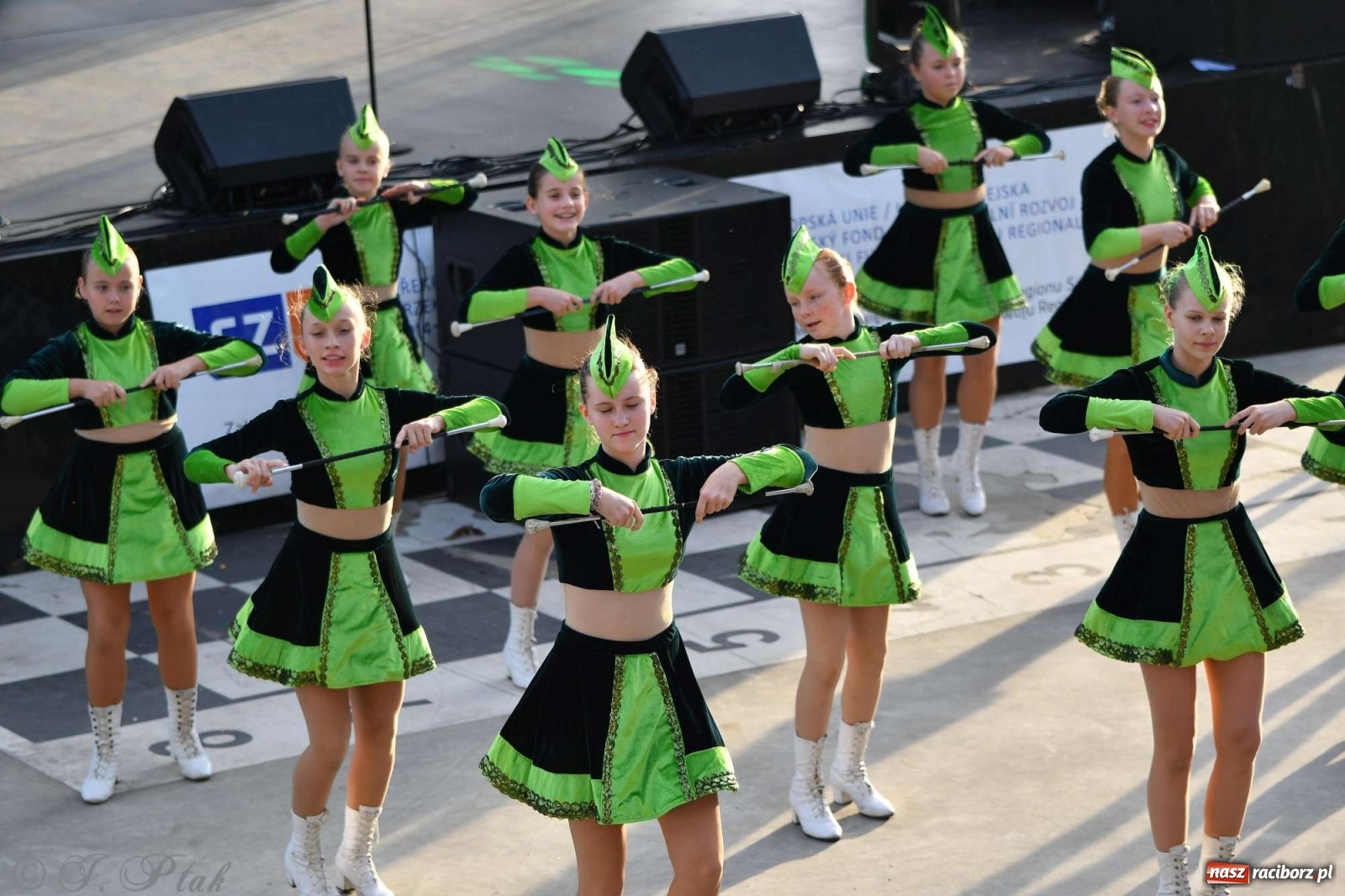 Zdjęcie w galerii na portalu naszraciborz.pl: Racibórz pożegnał na bulwarach lato [FOTO]  wiadomości z regionu
