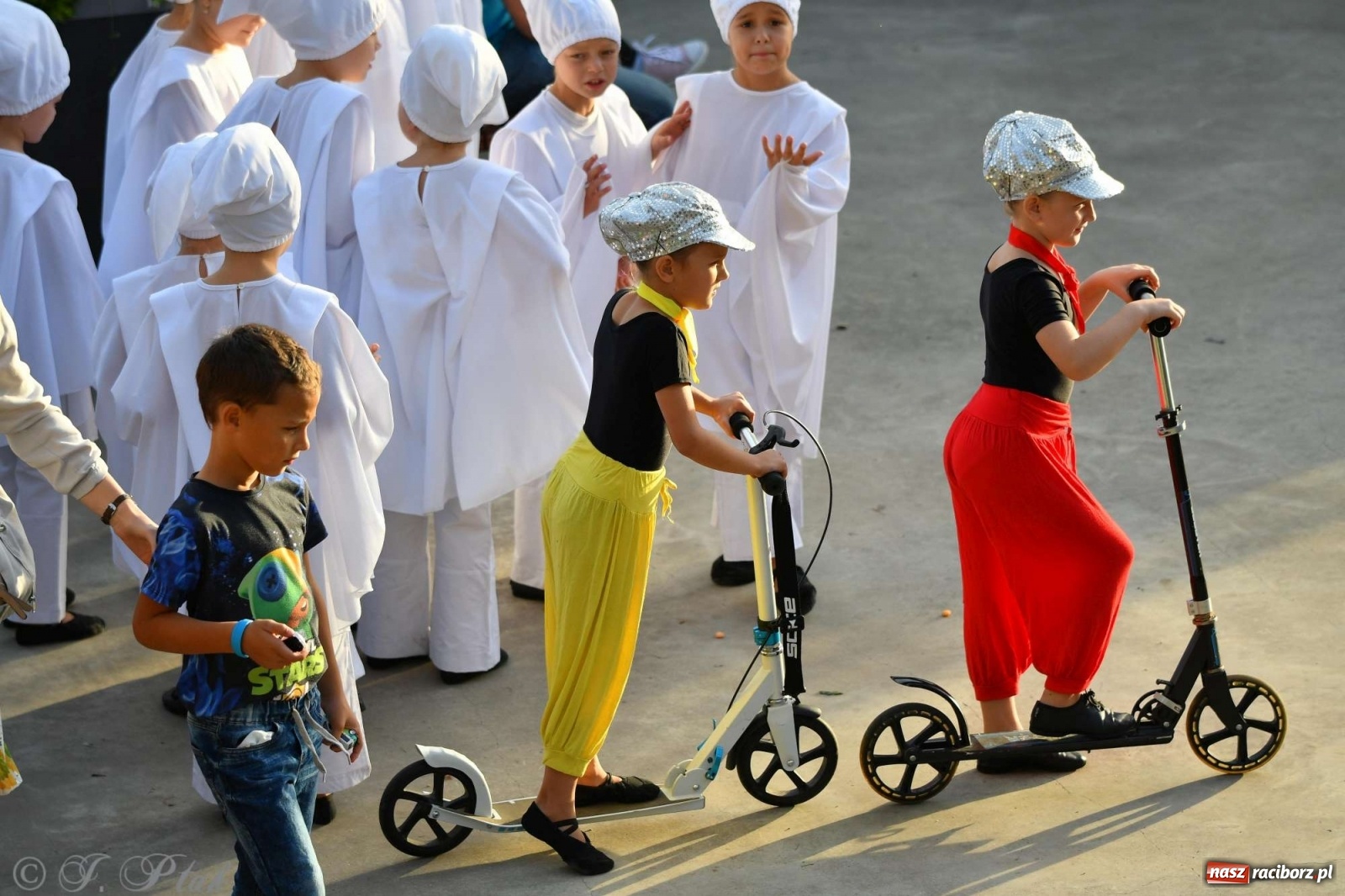 Zdjęcie w galerii na portalu naszraciborz.pl: Racibórz pożegnał na bulwarach lato [FOTO]  wiadomości z regionu