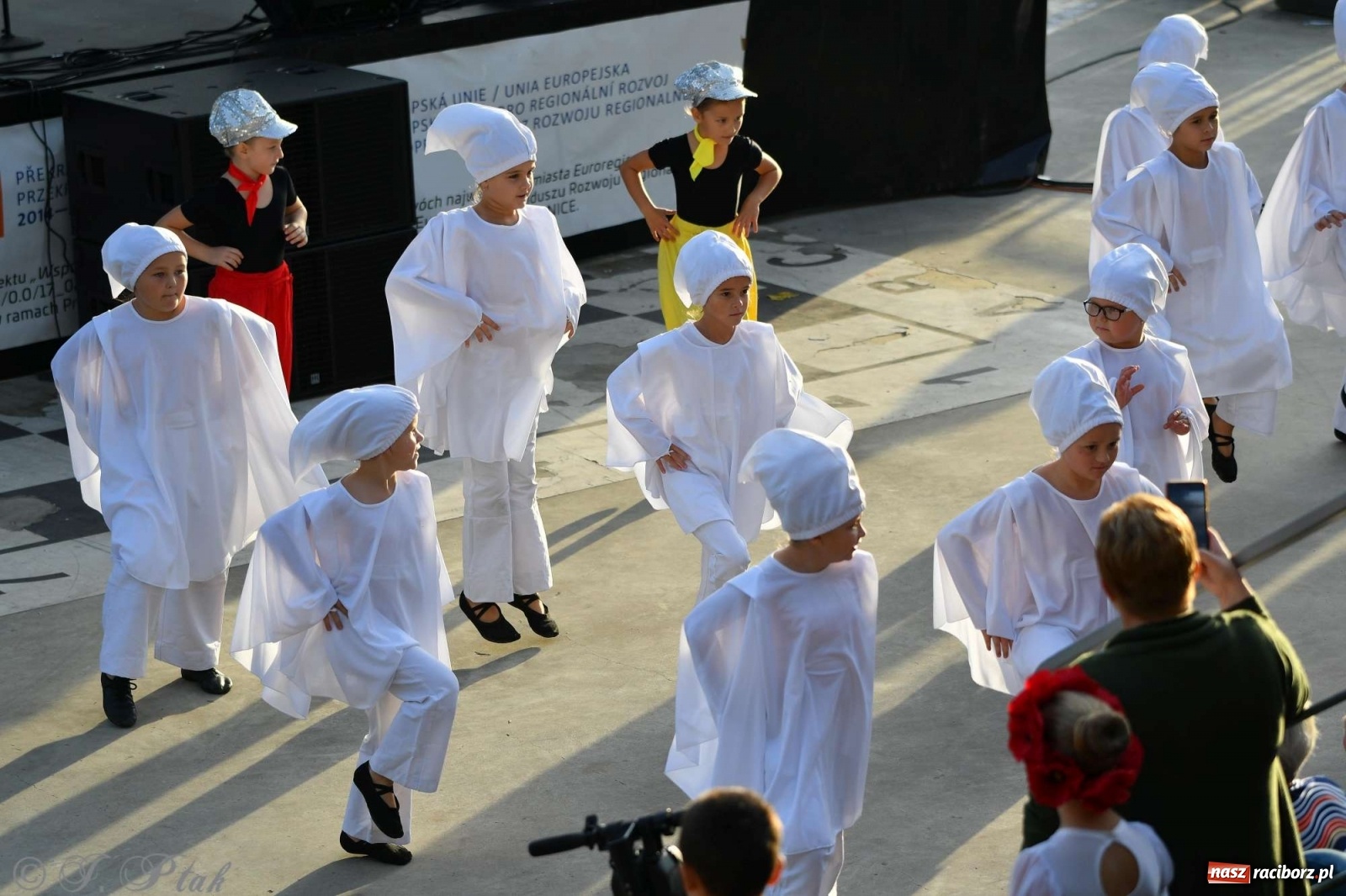 Zdjęcie w galerii na portalu naszraciborz.pl: Racibórz pożegnał na bulwarach lato [FOTO]  wiadomości z regionu