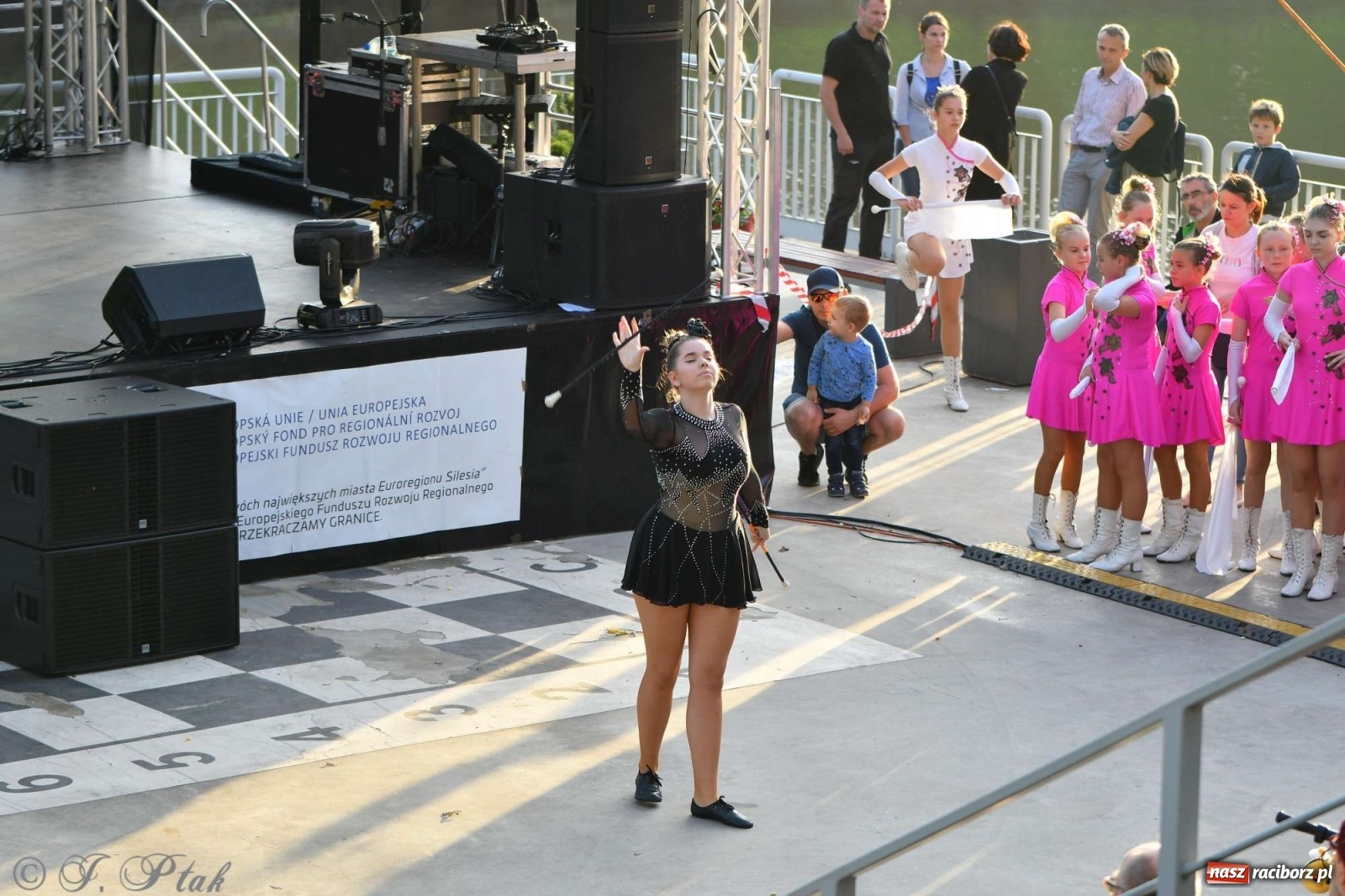 Zdjęcie w galerii na portalu naszraciborz.pl: Racibórz pożegnał na bulwarach lato [FOTO]  wiadomości z regionu