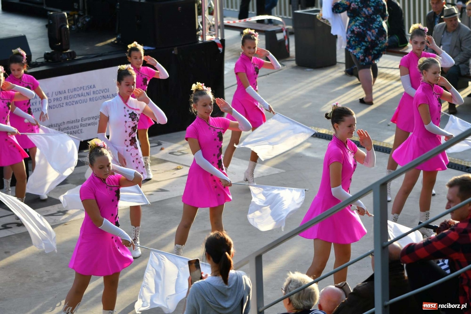 Zdjęcie w galerii na portalu naszraciborz.pl: Racibórz pożegnał na bulwarach lato [FOTO]  wiadomości z regionu