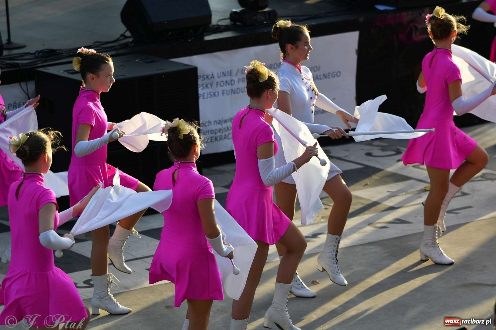 Zdjęcie w galerii na portalu naszraciborz.pl: Racibórz pożegnał na bulwarach lato [FOTO]  wiadomości z regionu