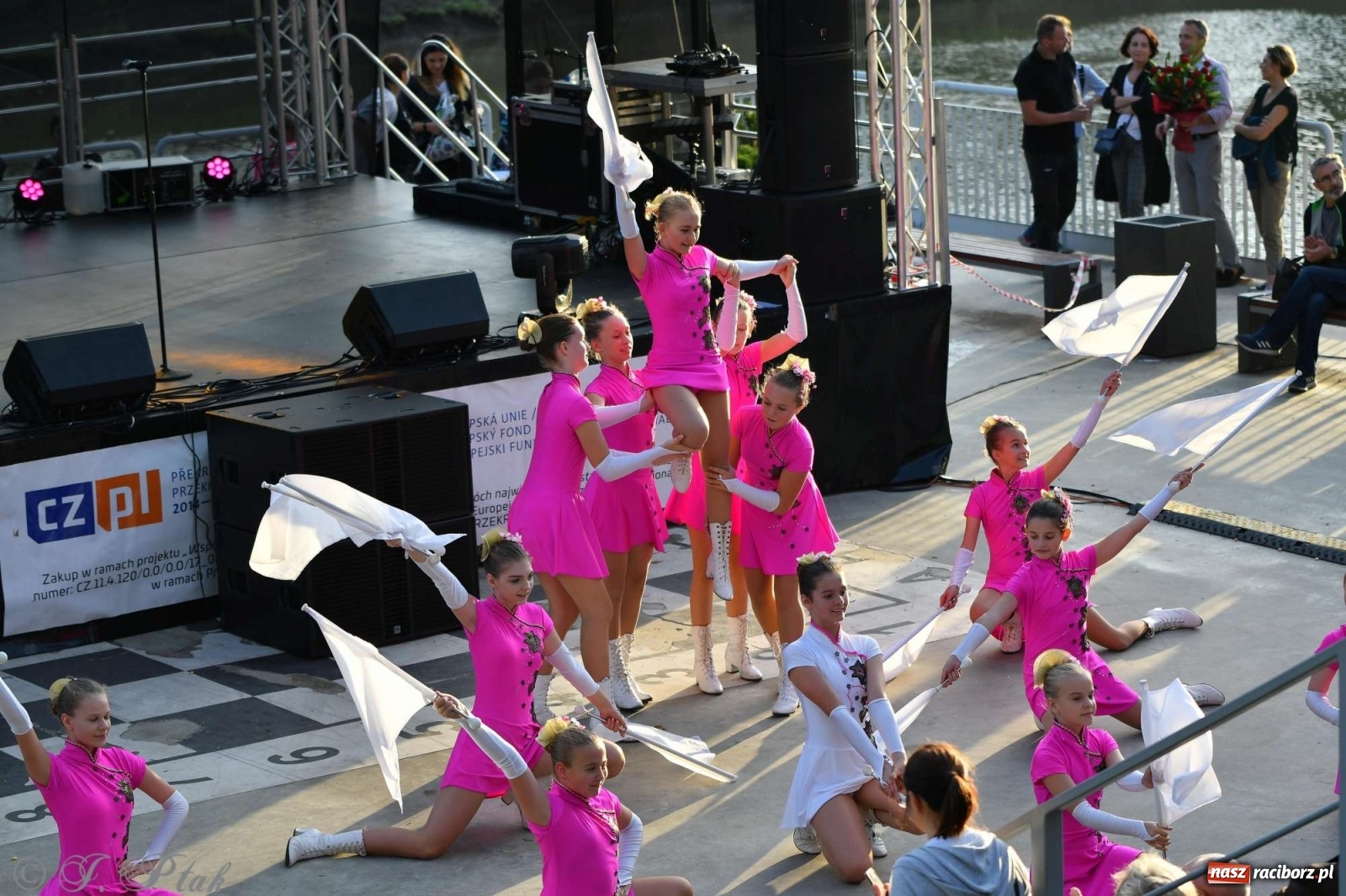 Zdjęcie w galerii na portalu naszraciborz.pl: Racibórz pożegnał na bulwarach lato [FOTO]  wiadomości z regionu