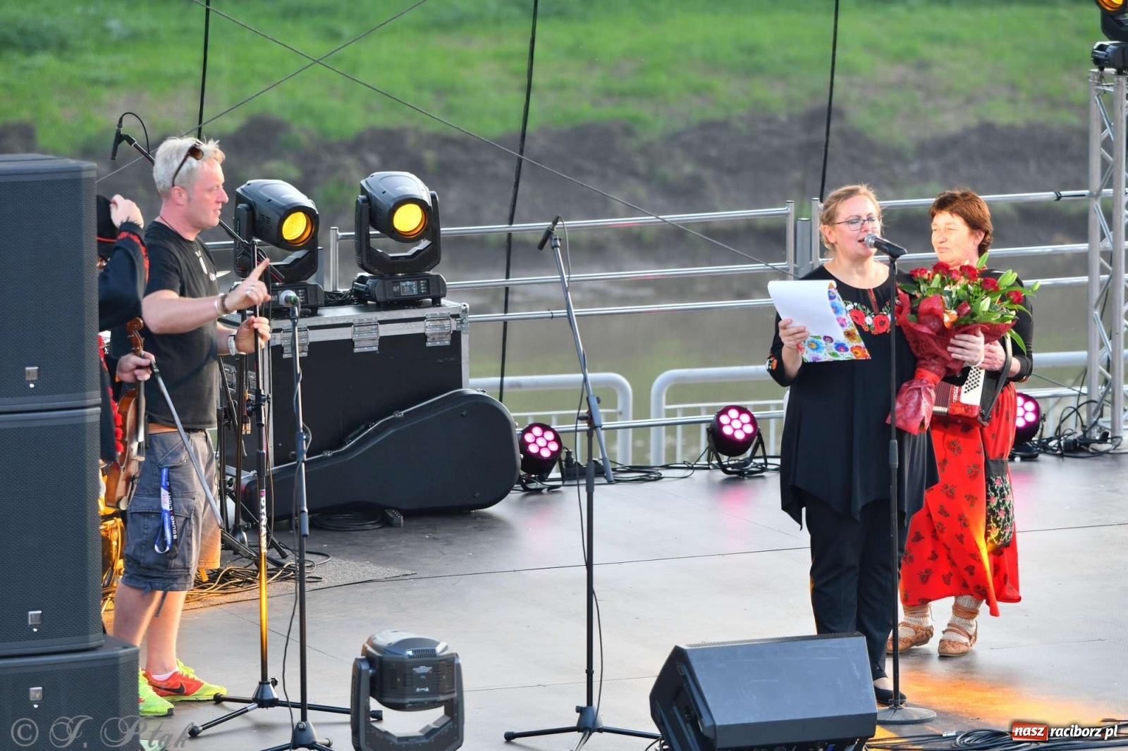 Zdjęcie w galerii na portalu naszraciborz.pl: Racibórz pożegnał na bulwarach lato [FOTO]  wiadomości z regionu