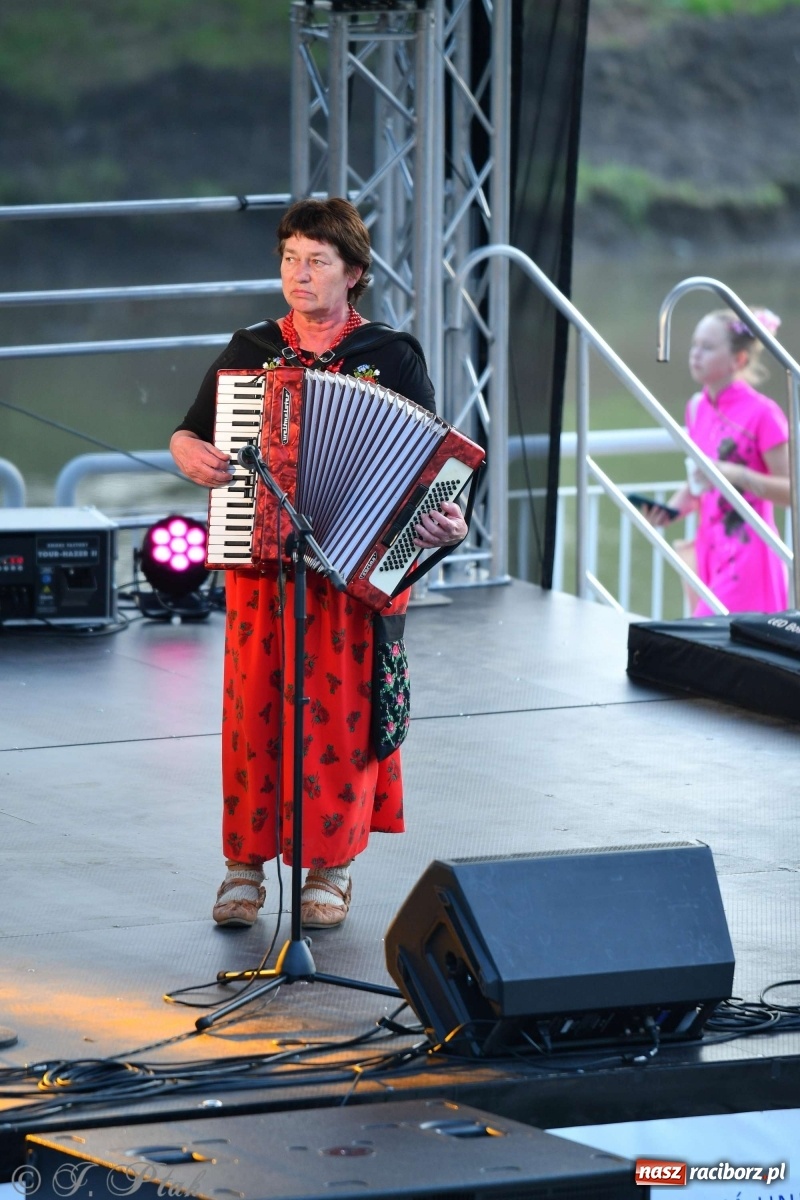 Zdjęcie w galerii na portalu naszraciborz.pl: Racibórz pożegnał na bulwarach lato [FOTO]  wiadomości z regionu