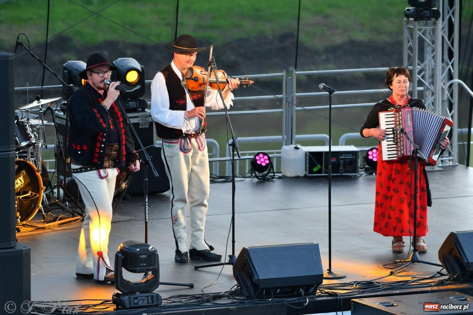Zdjęcie w galerii na portalu naszraciborz.pl: Racibórz pożegnał na bulwarach lato [FOTO]  wiadomości z regionu