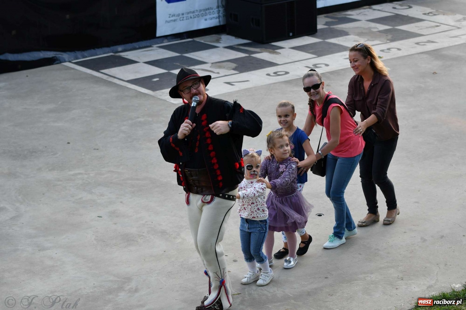 Zdjęcie w galerii na portalu naszraciborz.pl: Racibórz pożegnał na bulwarach lato [FOTO]  wiadomości z regionu
