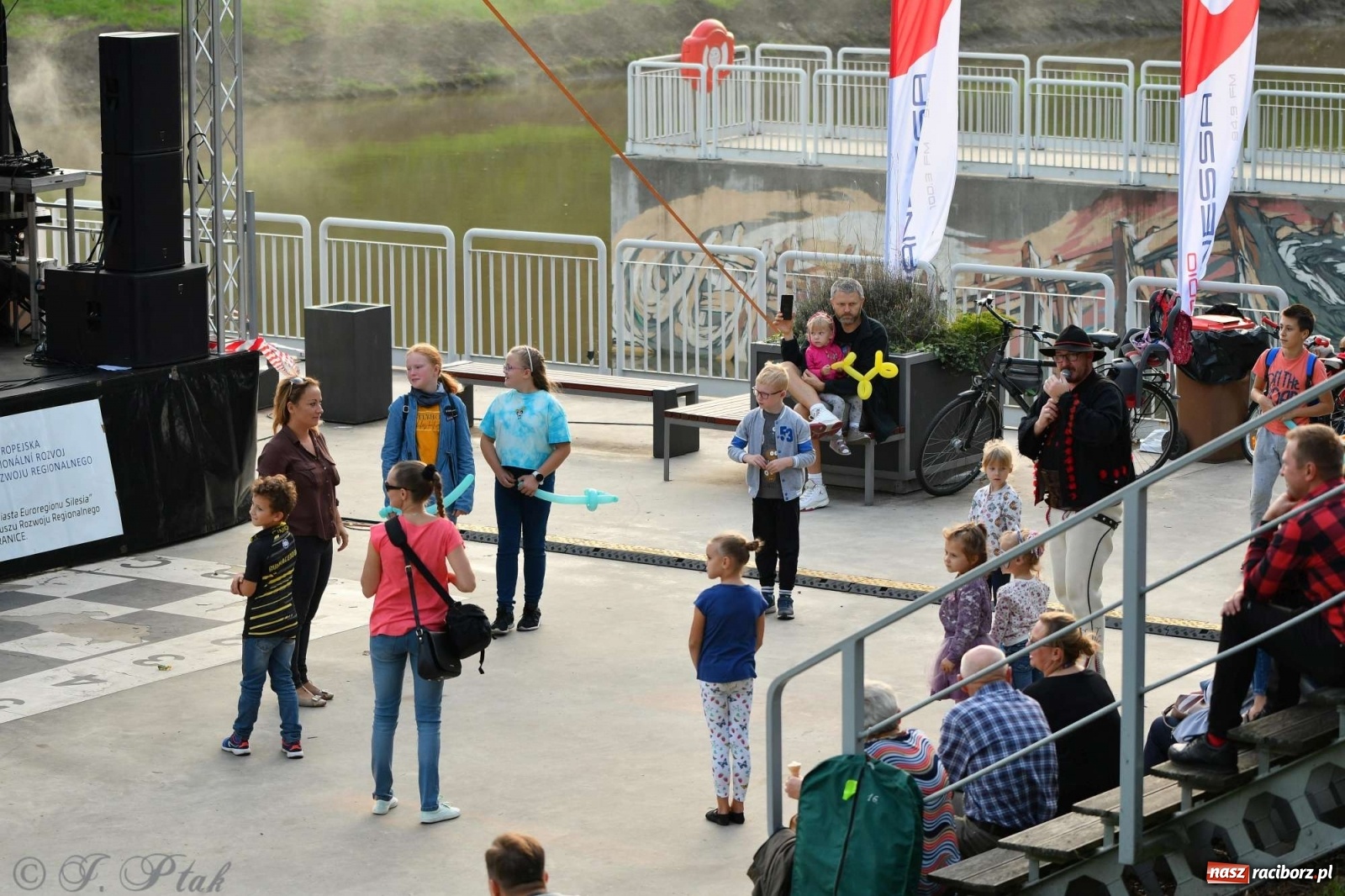 Zdjęcie w galerii na portalu naszraciborz.pl: Racibórz pożegnał na bulwarach lato [FOTO]  wiadomości z regionu
