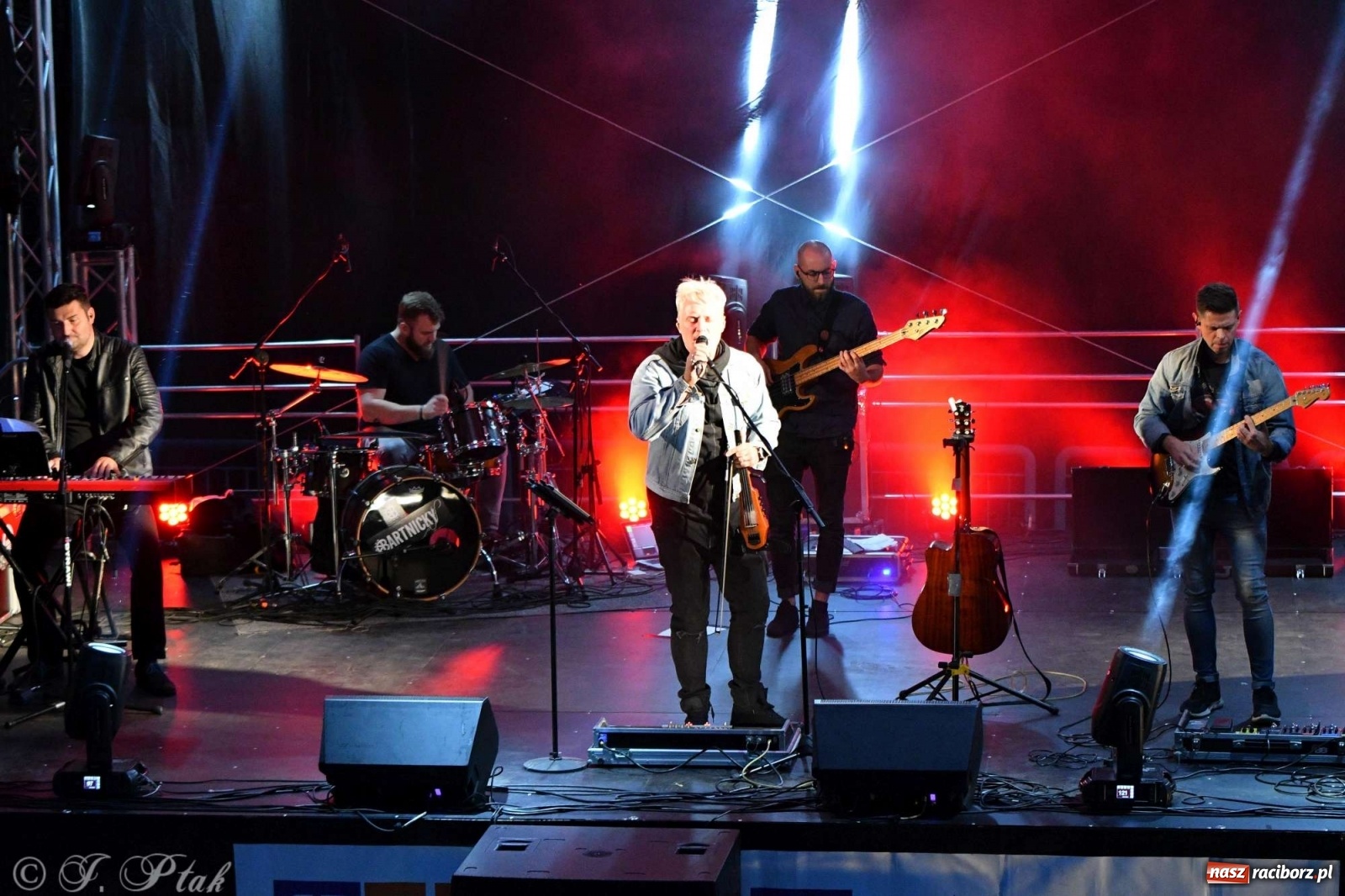 Zdjęcie w galerii na portalu naszraciborz.pl: Racibórz pożegnał na bulwarach lato [FOTO]  wiadomości z regionu