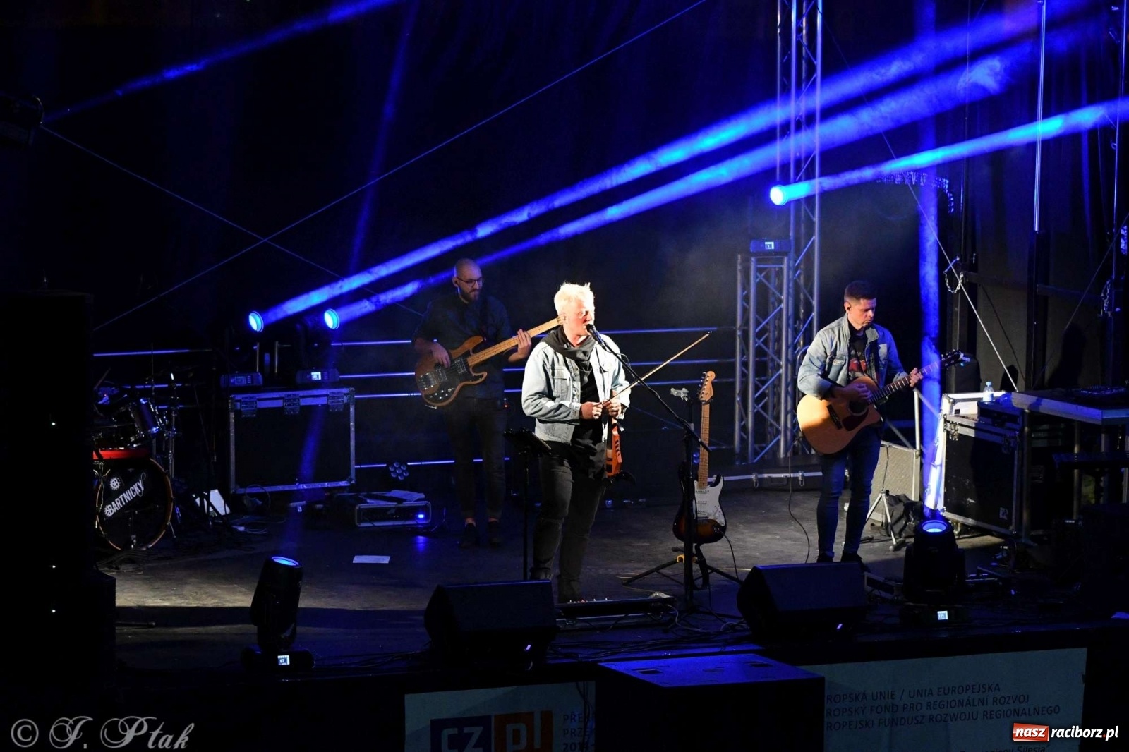 Zdjęcie w galerii na portalu naszraciborz.pl: Racibórz pożegnał na bulwarach lato [FOTO]  wiadomości z regionu