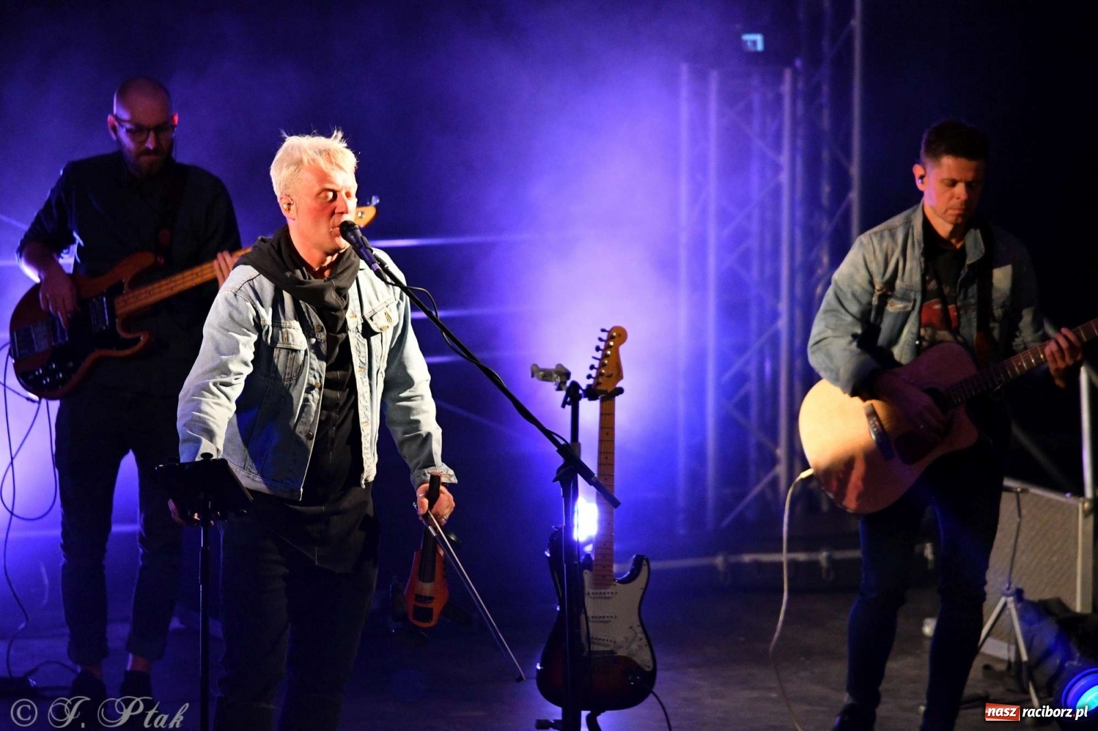 Zdjęcie w galerii na portalu naszraciborz.pl: Racibórz pożegnał na bulwarach lato [FOTO]  wiadomości z regionu