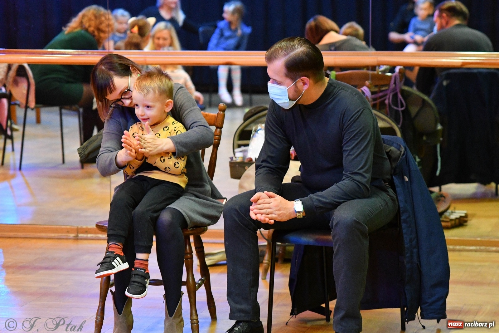 Zdjęcie w galerii na portalu naszraciborz.pl: RCK. Detektyw Nutka na tropie... melodii  wiadomości z regionu