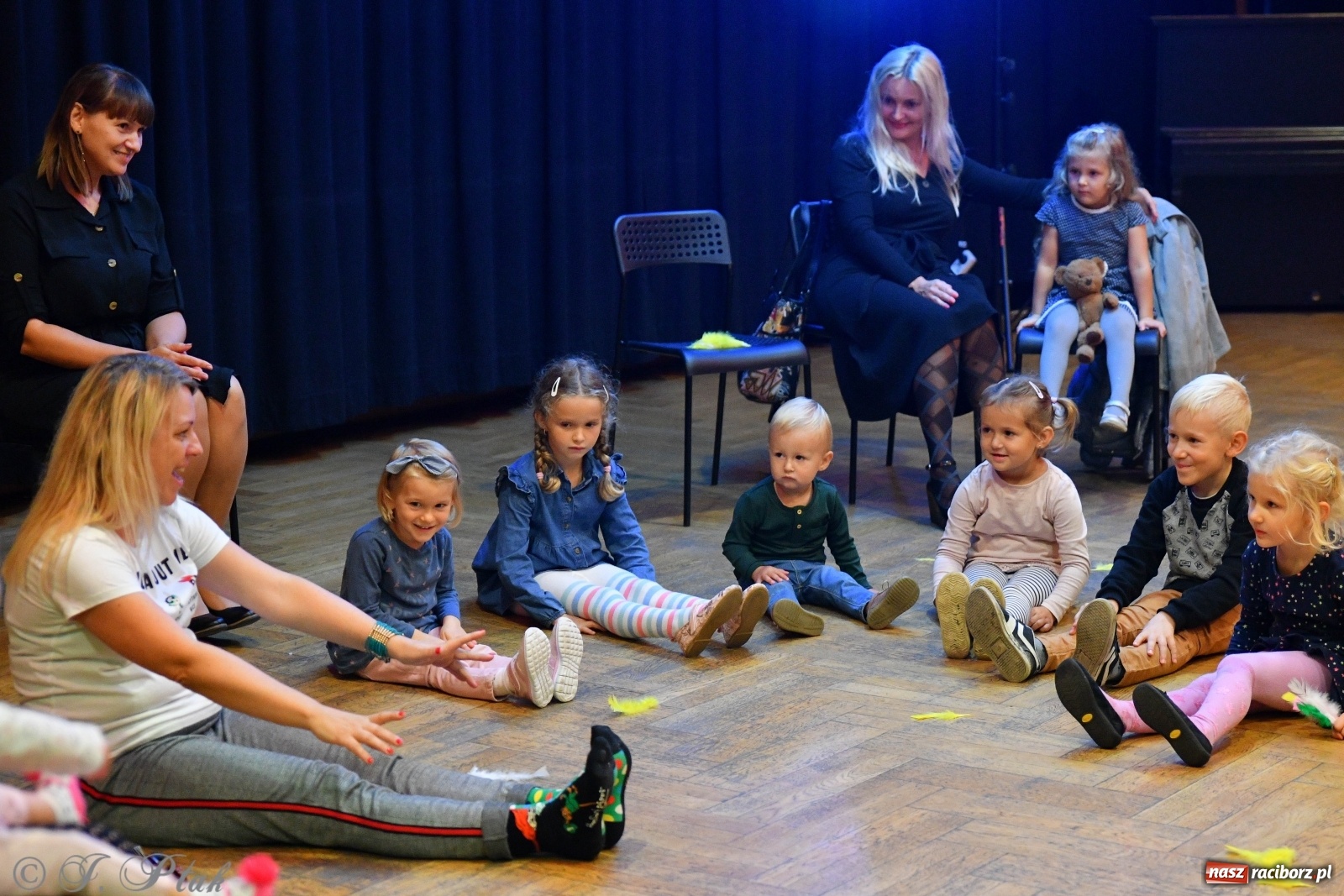 Zdjęcie w galerii na portalu naszraciborz.pl: RCK. Detektyw Nutka na tropie... melodii  wiadomości z regionu