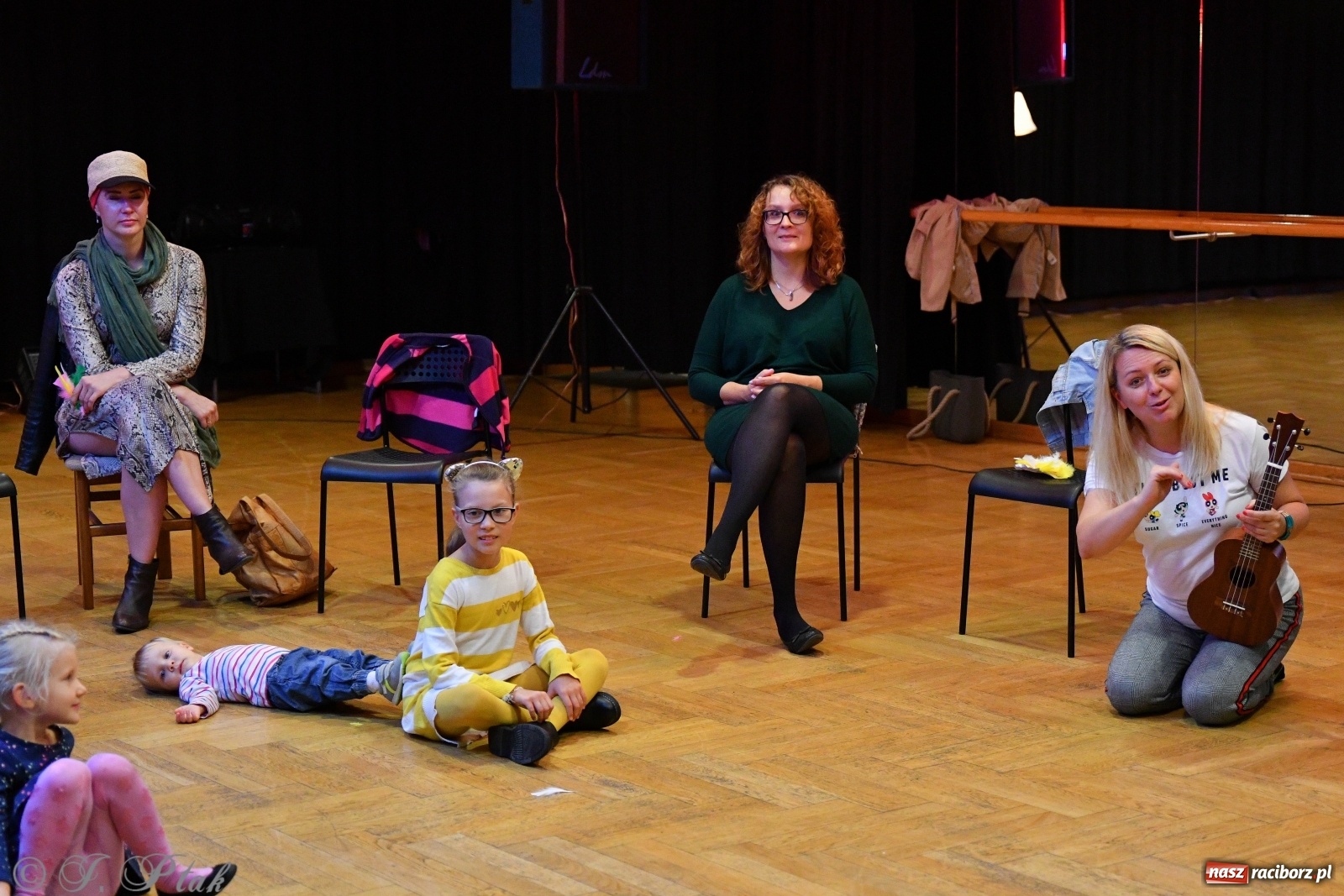 Zdjęcie w galerii na portalu naszraciborz.pl: RCK. Detektyw Nutka na tropie... melodii  wiadomości z regionu