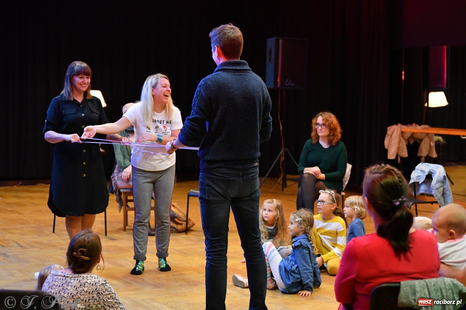 Zdjęcie w galerii na portalu naszraciborz.pl: RCK. Detektyw Nutka na tropie... melodii  wiadomości z regionu