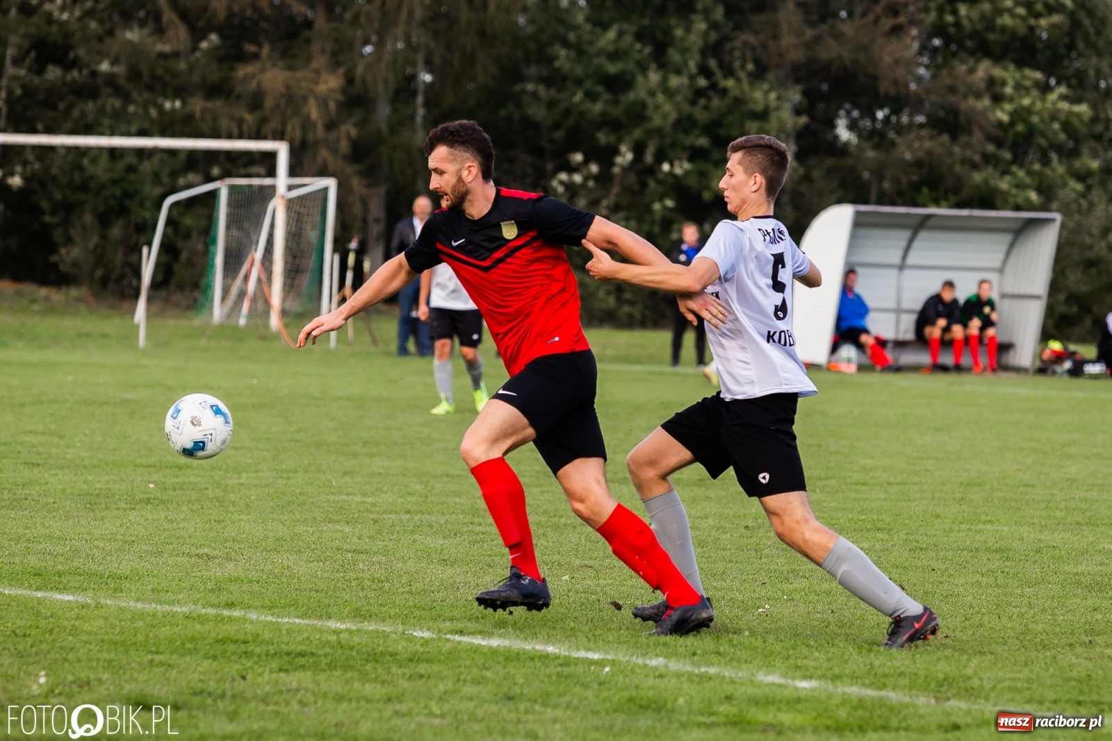 Zdjęcie w galerii na portalu naszraciborz.pl: Wyrównany bój Płomienia z Odrą [FOTO] wiadomości z regionu