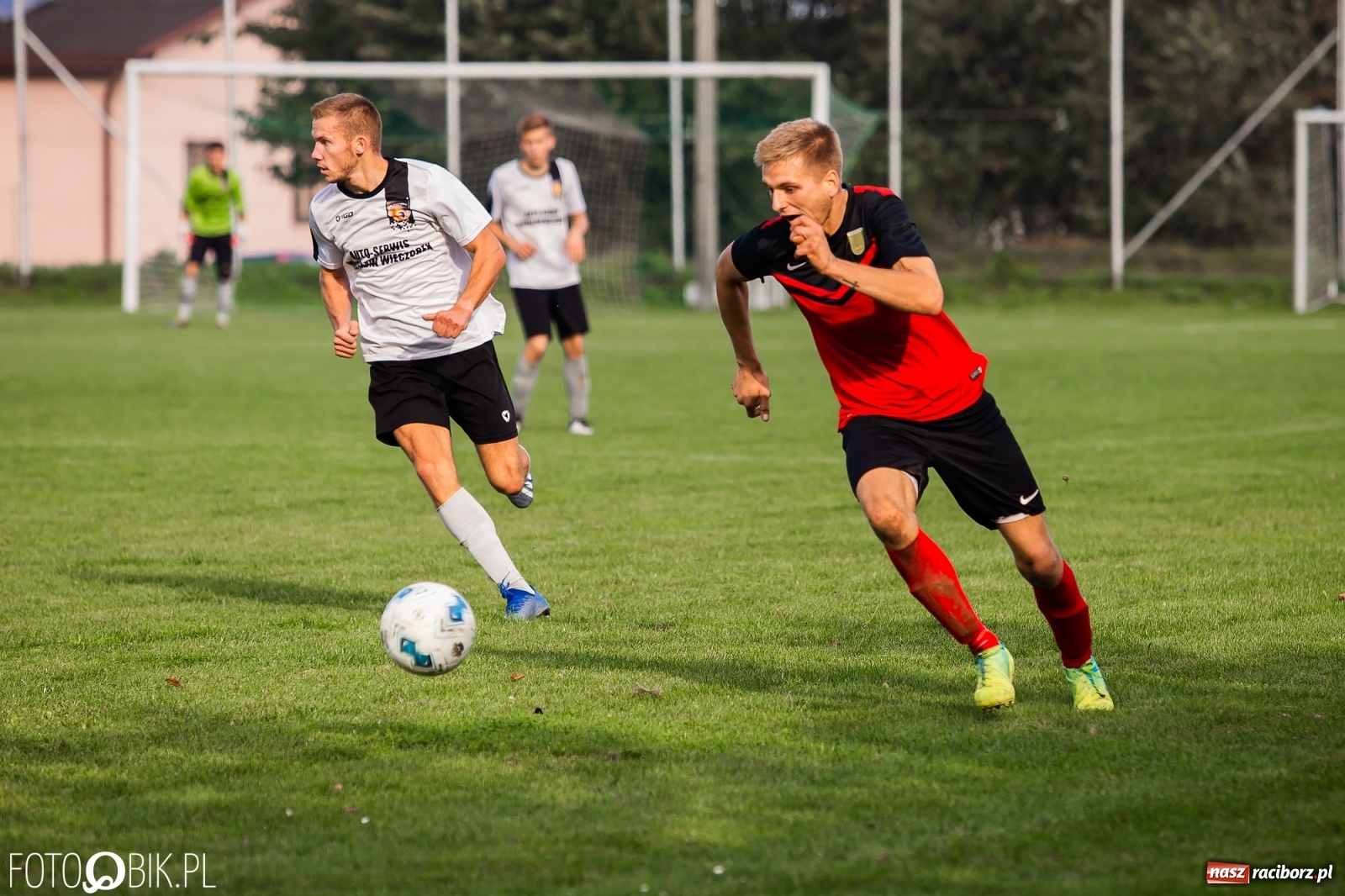 Zdjęcie w galerii na portalu naszraciborz.pl: Wyrównany bój Płomienia z Odrą [FOTO] wiadomości z regionu