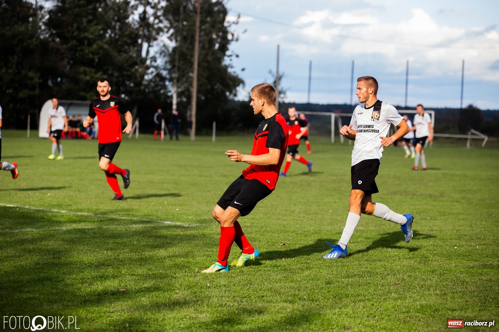Zdjęcie w galerii na portalu naszraciborz.pl: Wyrównany bój Płomienia z Odrą [FOTO] wiadomości z regionu