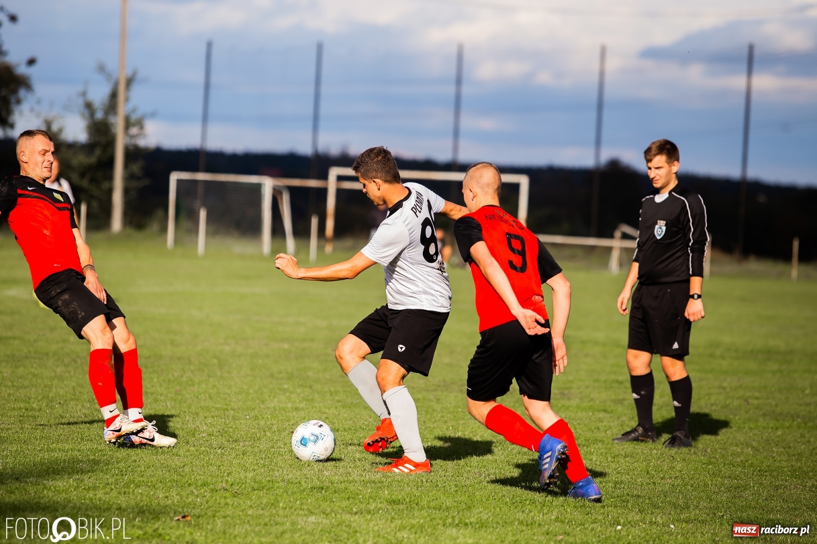 Zdjęcie w galerii na portalu naszraciborz.pl: Wyrównany bój Płomienia z Odrą [FOTO] wiadomości z regionu