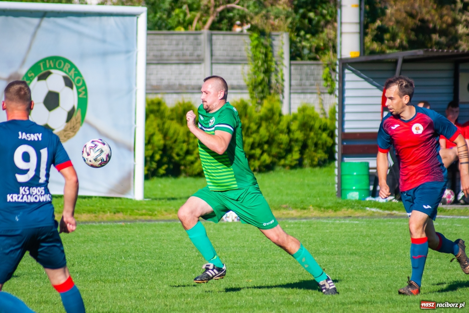 Zdjęcie w galerii na portalu naszraciborz.pl: Tworków zrobił miazgę z Krzanowic [FOTO] wiadomości z regionu