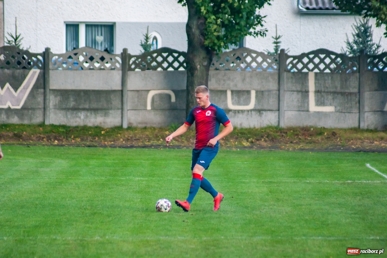 Zdjęcie w galerii na portalu naszraciborz.pl: Tworków zrobił miazgę z Krzanowic [FOTO] wiadomości z regionu