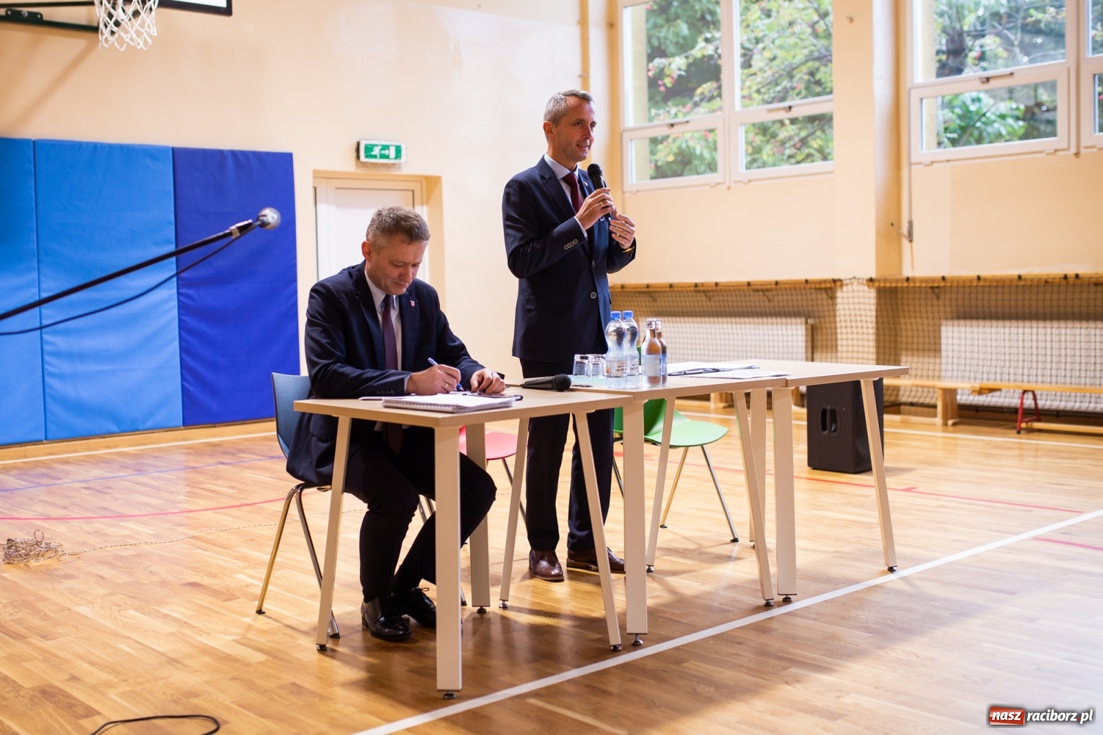 Zdjęcie w galerii na portalu naszraciborz.pl: Prezydent w centrum. Frekwencja słaba  wiadomości z regionu