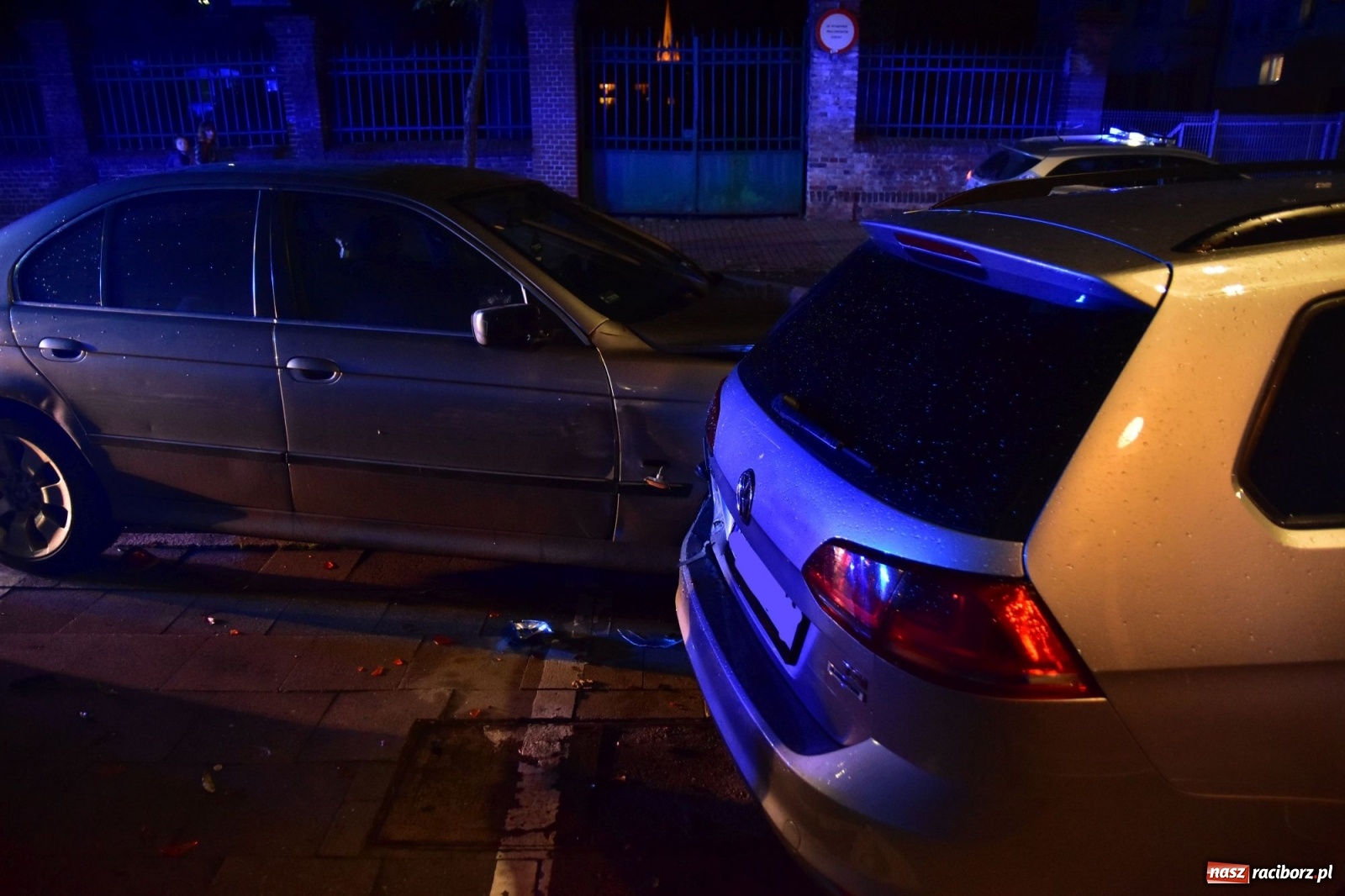 Zdjęcie w galerii na portalu naszraciborz.pl: Zderzenie na Ogrodowej. Sprawca zbiegł  wiadomości z regionu