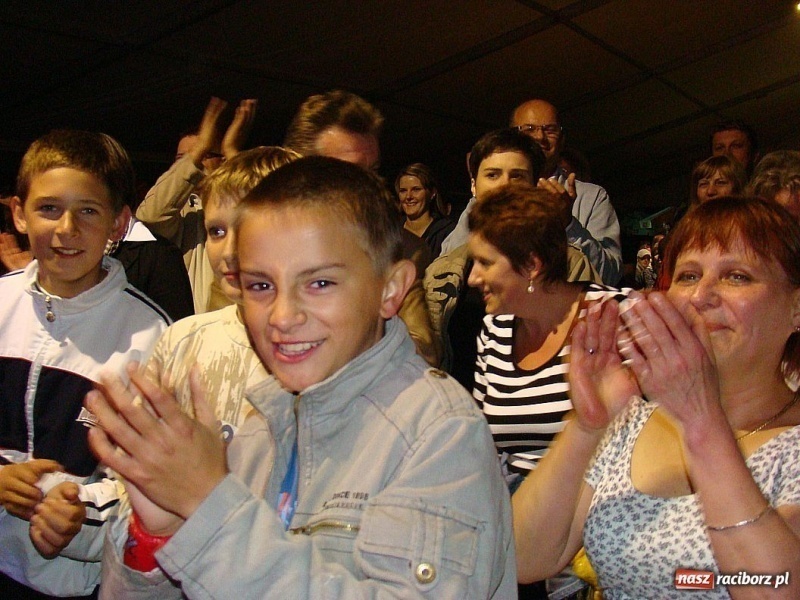 Zdjęcie w galerii na portalu naszraciborz.pl: Bawili się dwa dni i dwie noce wiadomości z regionu