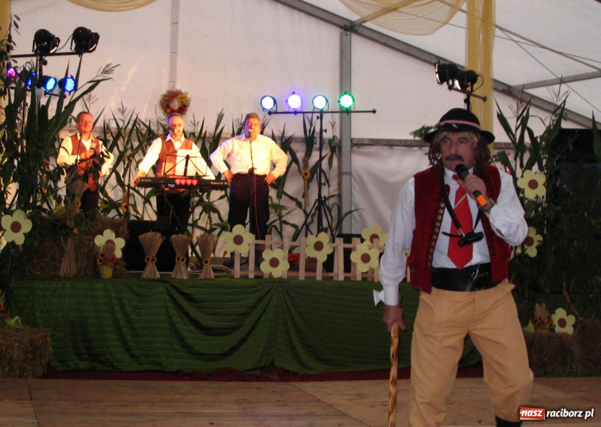 Zdjęcie w galerii na portalu naszraciborz.pl: Bawili się dwa dni i dwie noce wiadomości z regionu