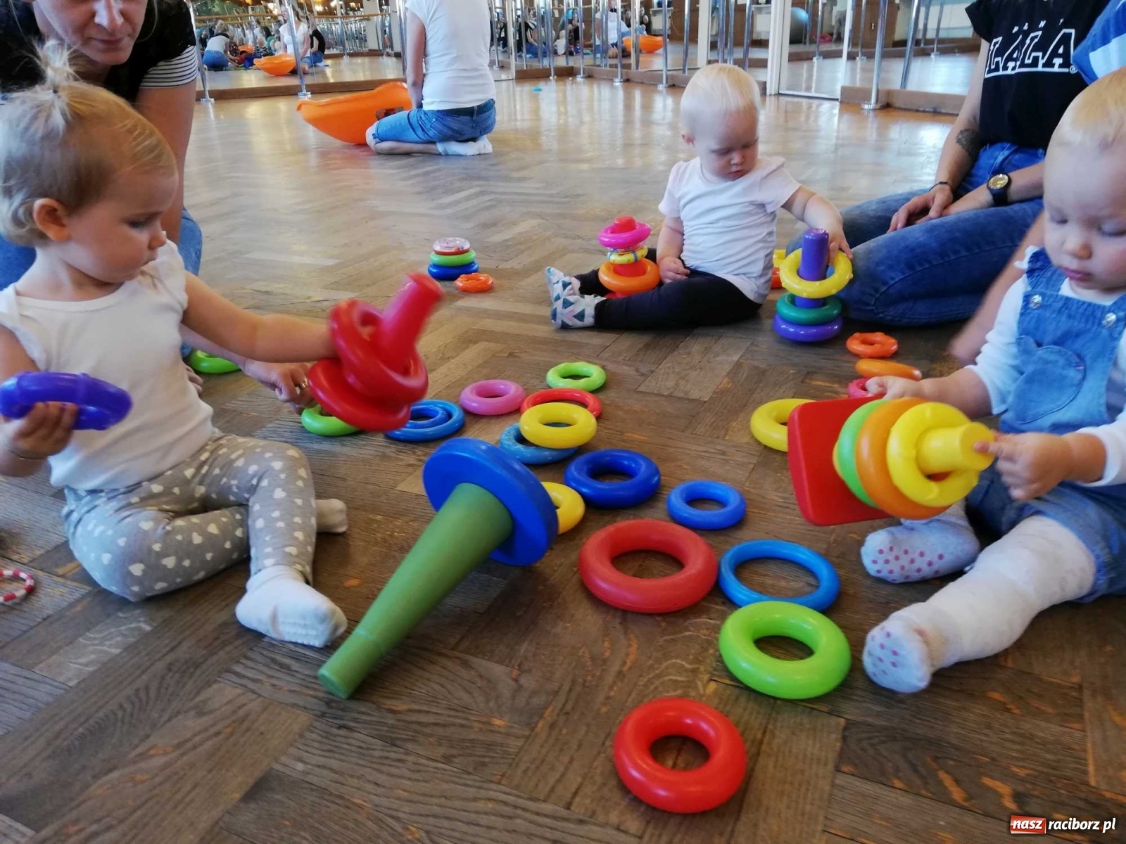 Zdjęcie w galerii na portalu naszraciborz.pl: Rozpoczęcie zajęć Fiku-miku w RCK wiadomości z regionu