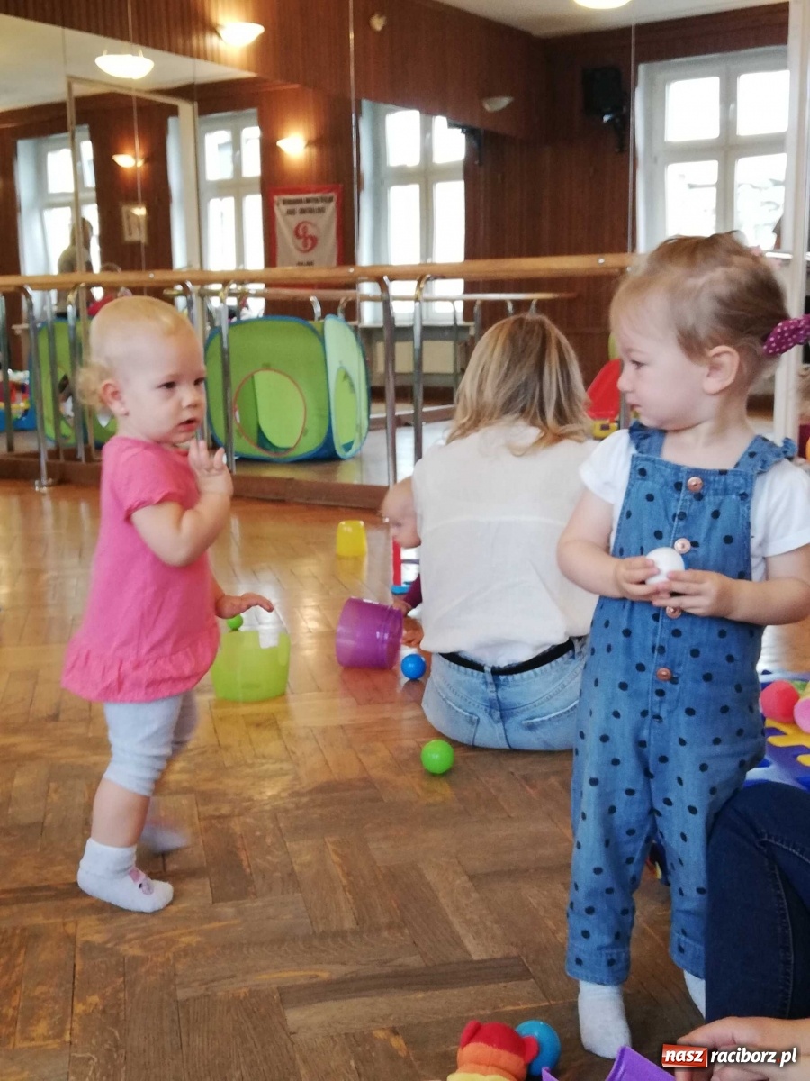 Zdjęcie w galerii na portalu naszraciborz.pl: Rozpoczęcie zajęć Fiku-miku w RCK wiadomości z regionu