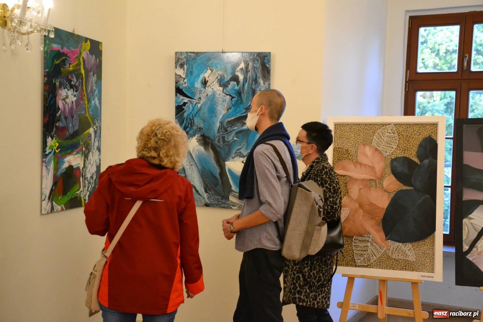 Zdjęcie w galerii na portalu naszraciborz.pl: Dyplomy 2020 - wernisaż wystawy na zamku wiadomości z regionu